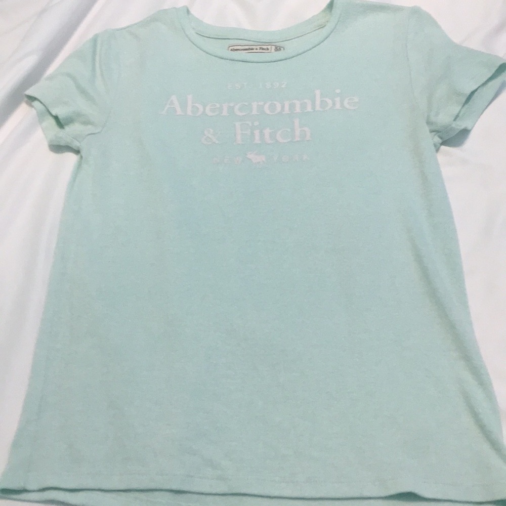 Women’s Abercrombie & Fitch knit Tee